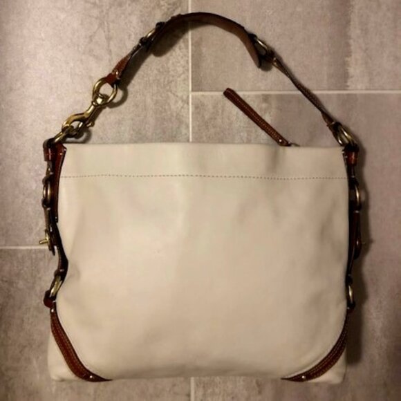 Coach Handbags - Coach Carly Leather Shoulder Bag EUC